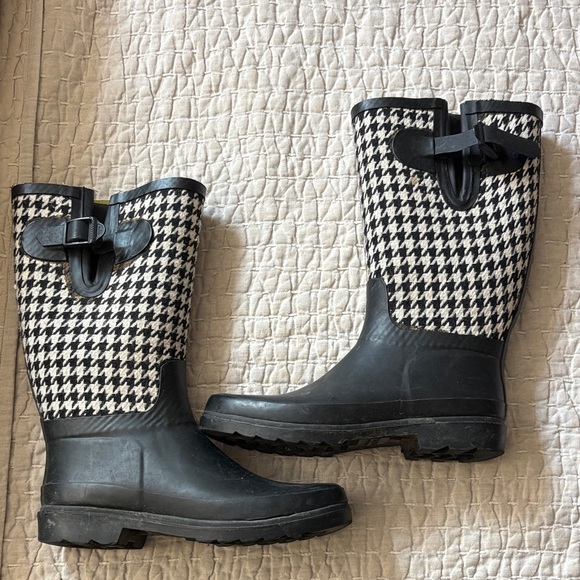 Merona Black and White Houndstooth Winter Boots - Picture 2 of 4